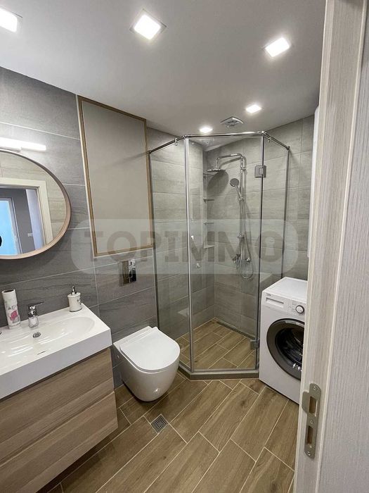 Дава се под наем Тристаен апартамент в Варна, Спортна зала - 95 кв.м за 900 € - Снимка #9