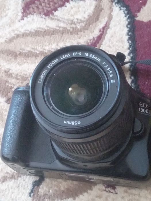 Foto aparat sotiladi