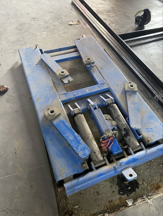 Авто подъемник марки PL-B30M