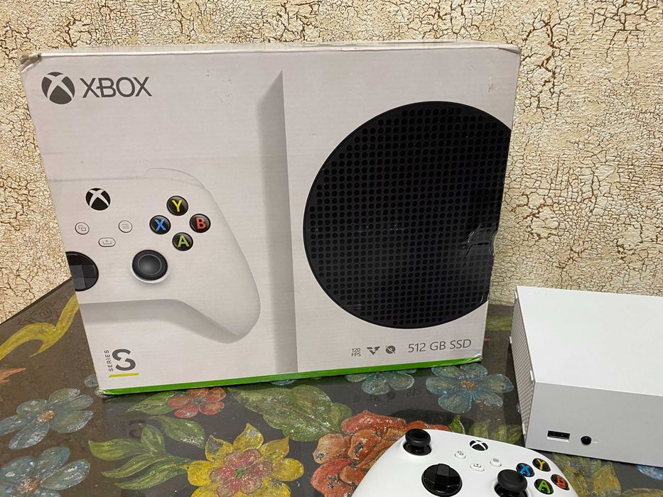 Приставка Xbox Series S 512gb