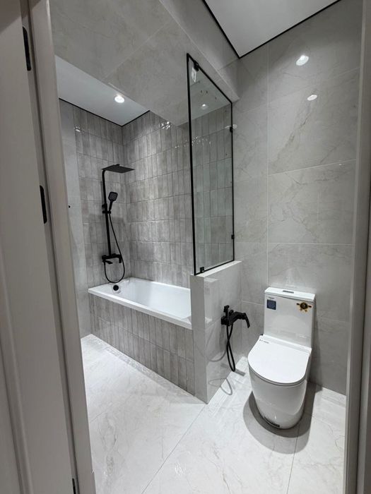 Dream House Продается 4 комнатная квартира ремонт 8-роддом, Глинка