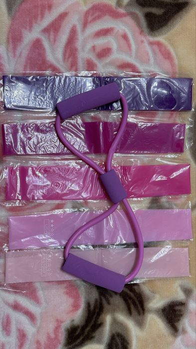 Нови фитнес ластици и елестична лента с дръжки