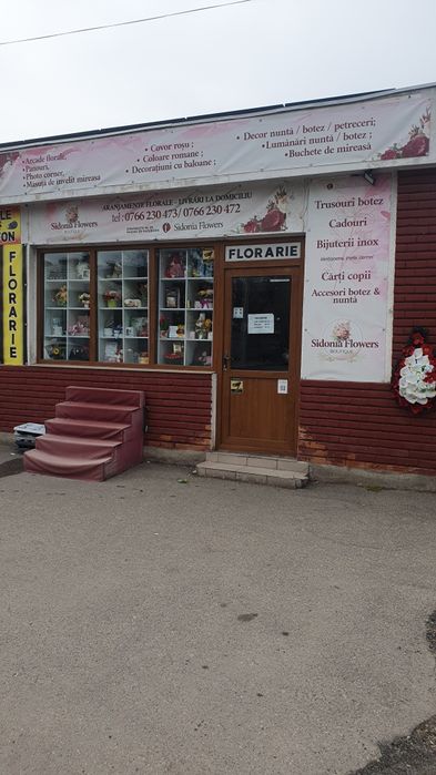 Inchiriez spatiu comerciall