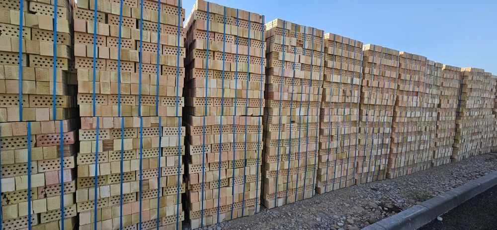 Кирпич жженый полтарашка