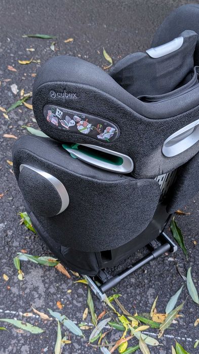Scaun auto Cybex Solution Z i-Fix Plus, 100-150 cm (3-12 ani), negru