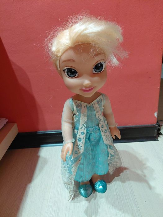 Ana si Elsa de la Noriel