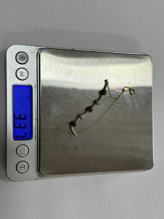 Дамска златна гривна - 14К с декоративни камъчета (3.37гр)