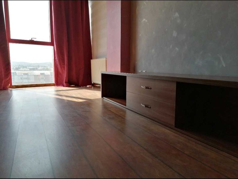 Inchiriez apartament 2 camere, central, Bacau