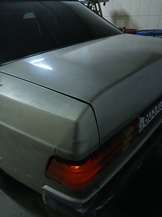 Продам мерседес 190