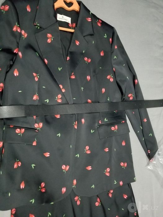 Продается костюм женск