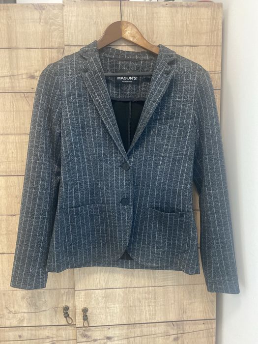 Mason’s сако – италианско, в тъмносив цвят с фини райета