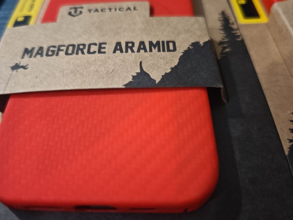 Iphone 16,16 pro,16 pro max,15,15 Pro,15 Pro max MagForce Aramid