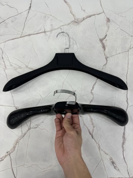 Продаю вешалки 1000шт есть