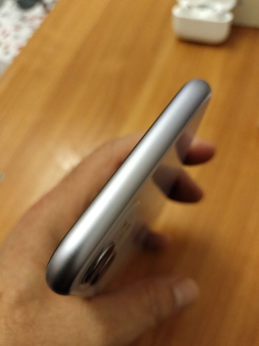 iPhone 11..+науш