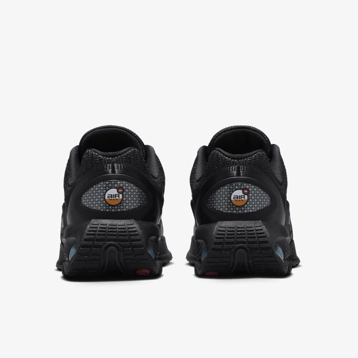 Nike Air Max DN Black