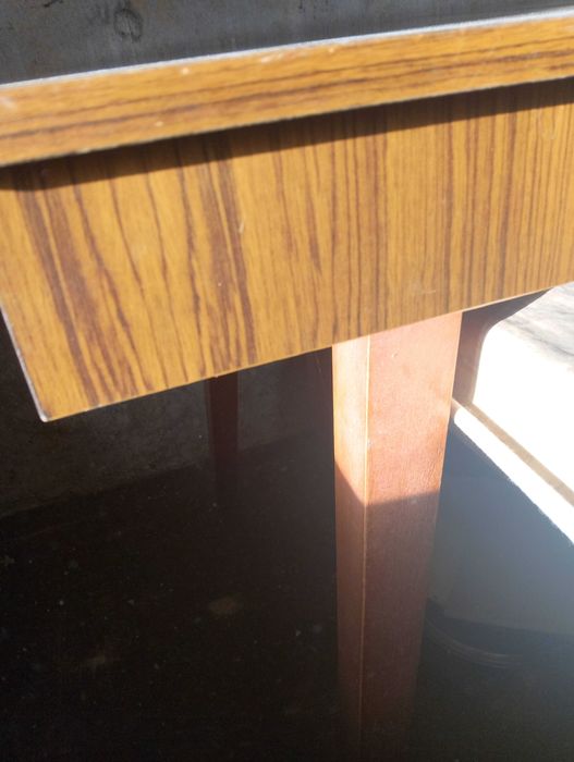 Дървена трапезна маса масив два броя.