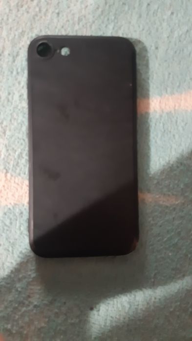 Vând iphone 7 fără icloud cu husa