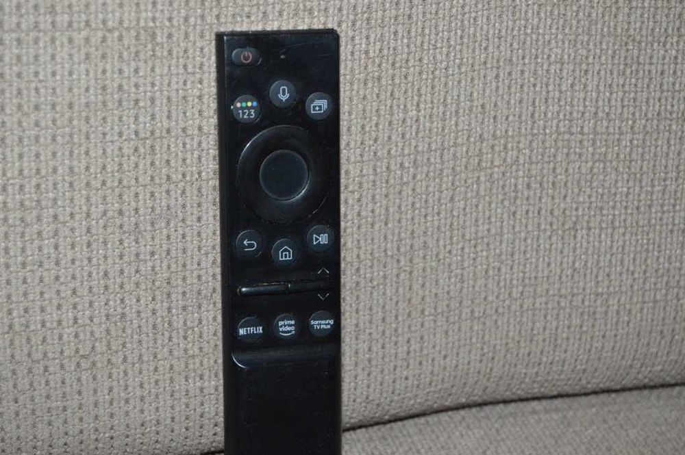 Telecomandă Samsung Smart Control Originală, Model BN59-01357B – Încărcare Solară, Control Vocal