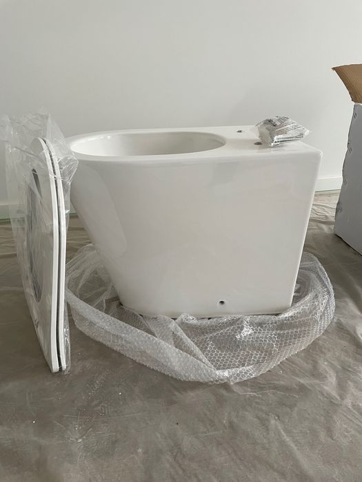 Приставной унитаз