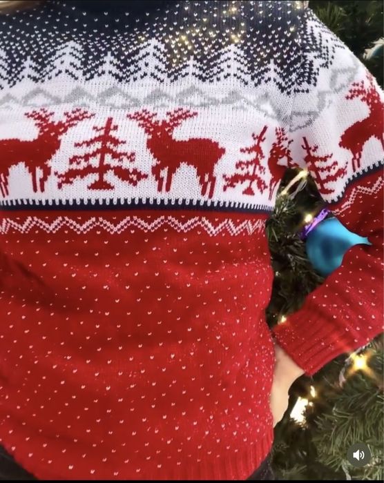 Новогодный свитера