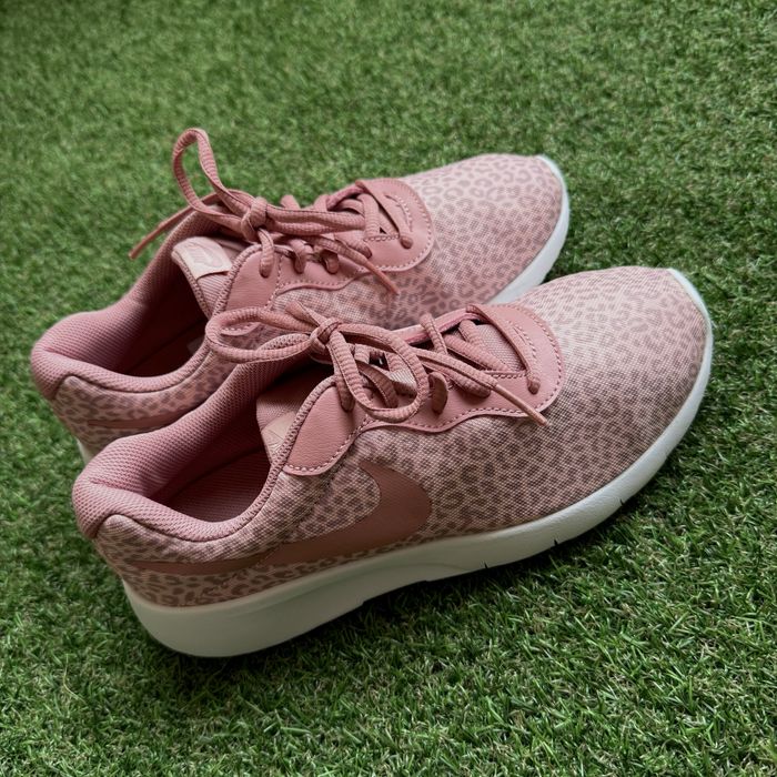 Дамски мартонки NIKE