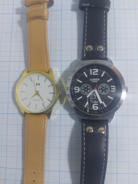 Часы мужские кварцевые.