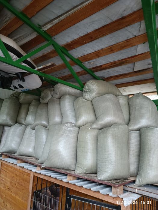 Продам опилки в мешках