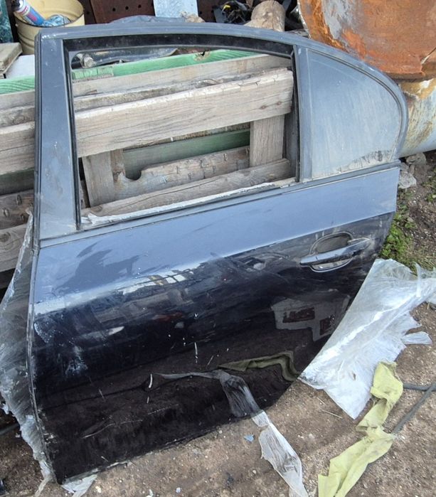 Двери на бмв е60