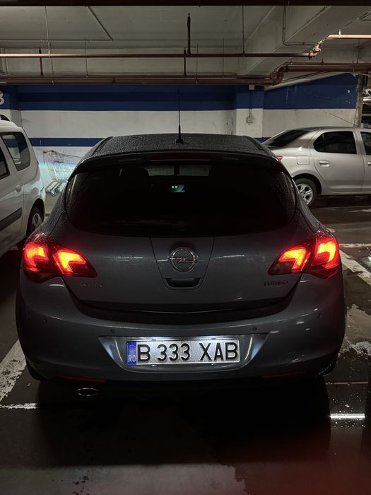 OPEL Astra 2011 — imagine 4