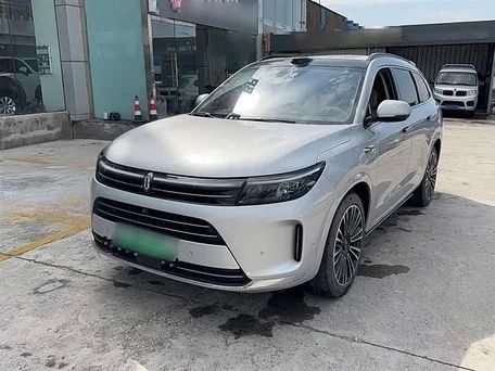 Aito M7 Gibrit 210 km 6 kishilik