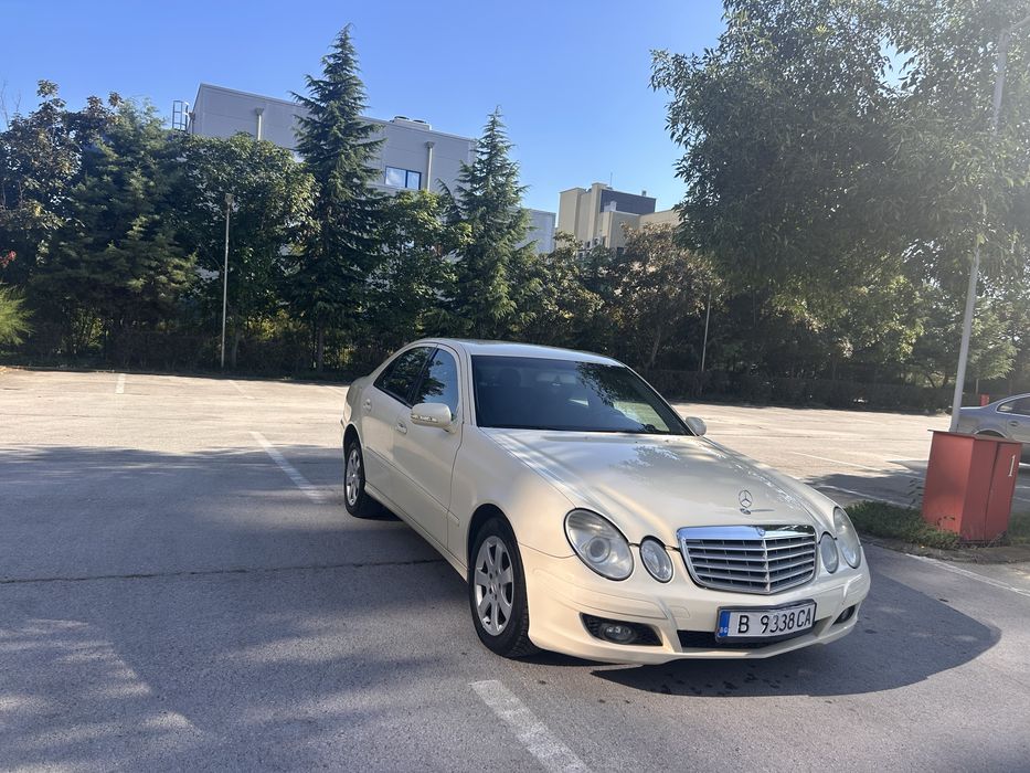 Mercedes-Benz E 200 CDI • 136 к.с. • Кожа • Поддържан автомобил