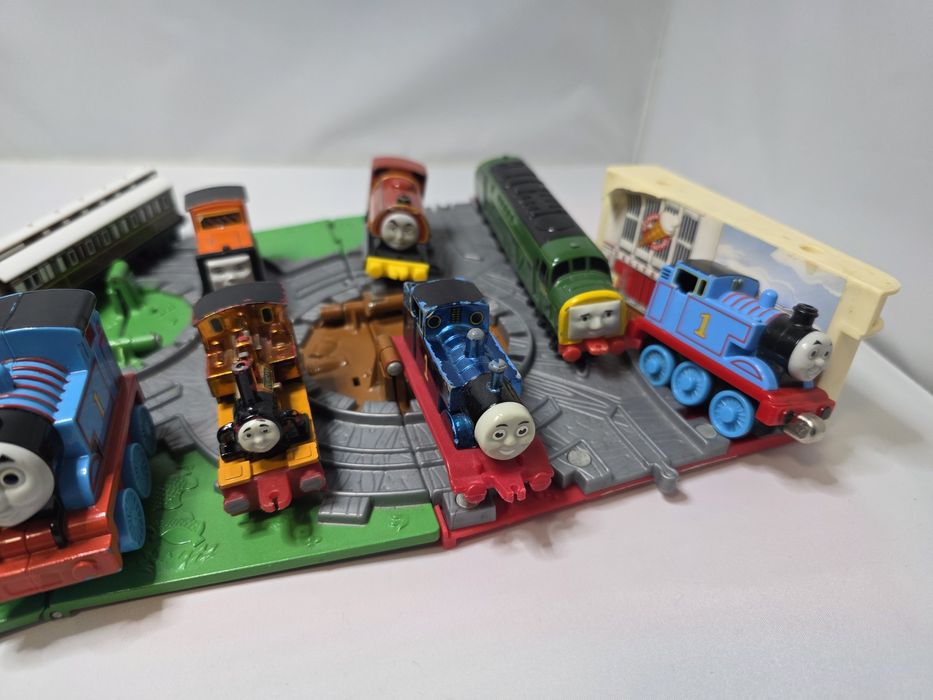 Set Gara + 12 trenulete Thomas