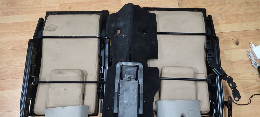 Set scaune 5-6 Land Rover Discovery 4 (al 3 lea rand de scaune)