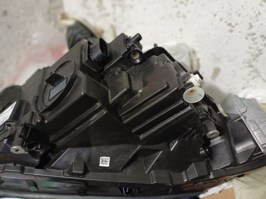 Фар за мерцедес GLA247  Full Leg