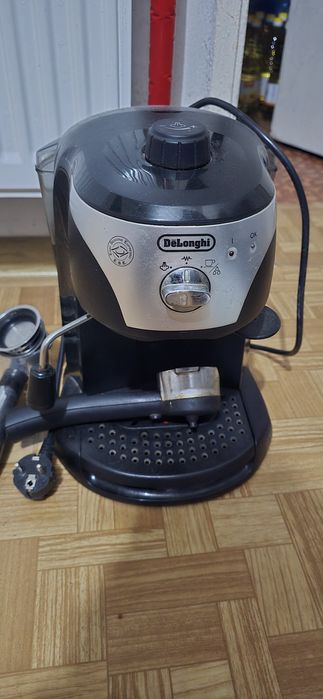Кафе машина  Delongi