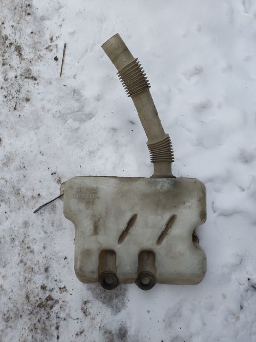 Бочек омывателя honda odyssey