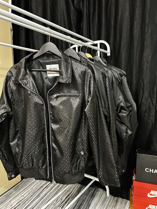 Geaca Hugo Boss bomber design premium barbati model elegant