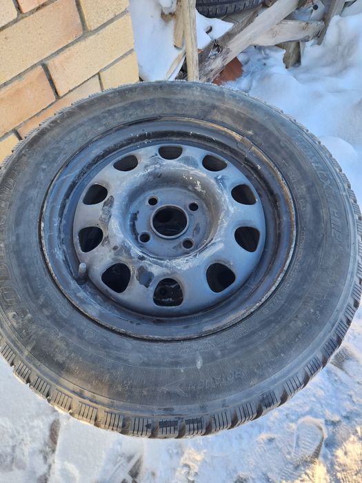 Продам резину на 14