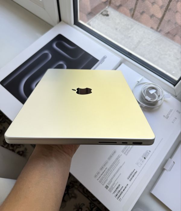 MacBook Pro M5 16/512GB 14-inch Silver