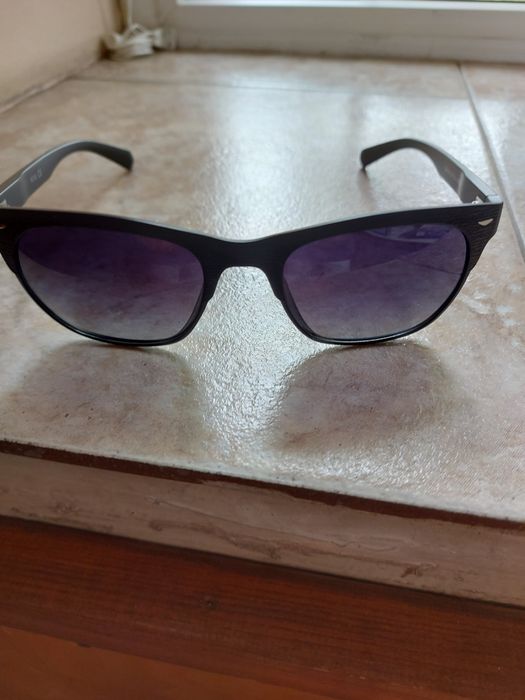 Дамски слънчеви очила.