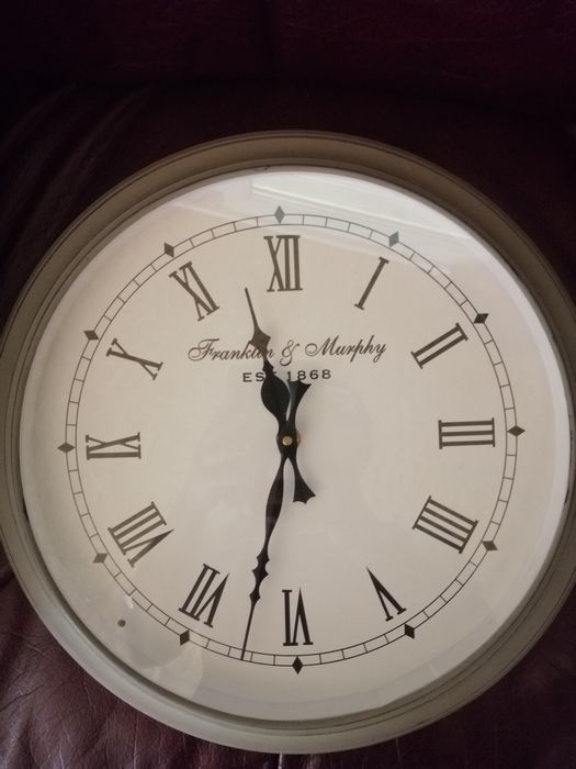 Барометър, часовник, различни модели