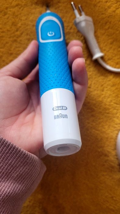 Periuta electrica de dinți