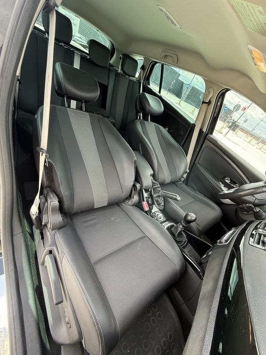 Renault Megane Edition Bose | 1.5 dCi 110 CP | Recent înmatriculat  ITP 1 an  Garanție 12 Luni  Rate