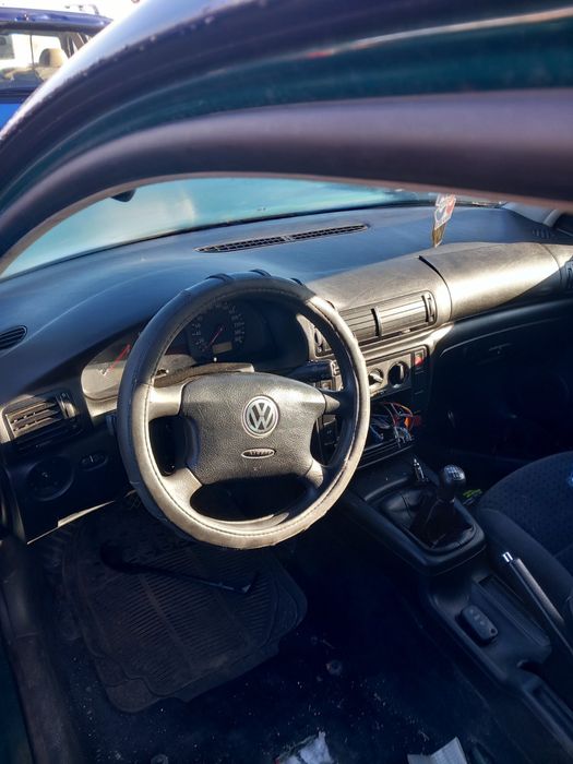 Volkswagen Голф 5. 2.0 TDI. 105 к.с 2005 година на части