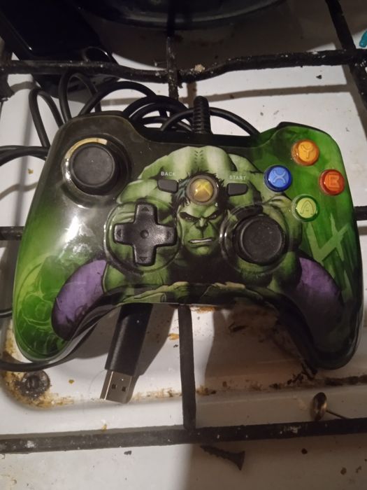 Продам джойстик Xbox.