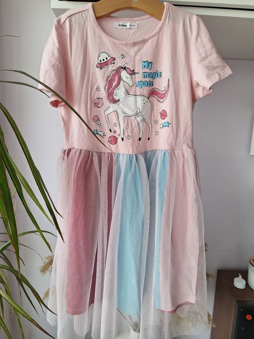 Лот детски рокли 134