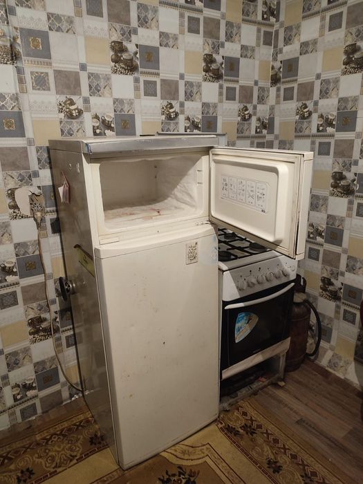 Продам холодильник
