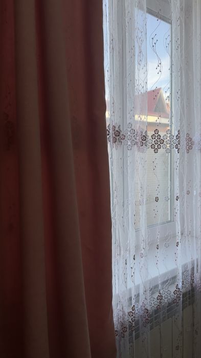 Шторы и тюль продам