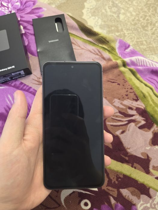 Продается Samsung s24 FE