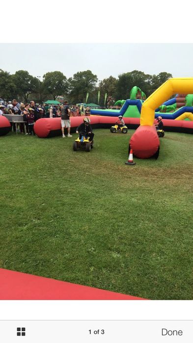 Атракцион надуваема писта ограждение